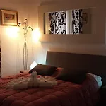 Aloha Bed & Breakfast 2*