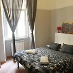 Aloha Bed & Breakfast 2*