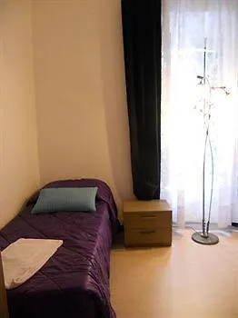 Couette-café Aloha 2*