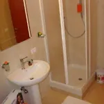 Aloha Bed & Breakfast 2*
