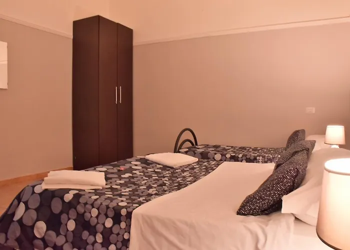 Aloha Nocleg ze śniadaniem 2*