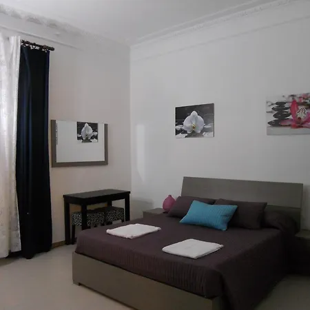 Bed & Breakfast Aloha Rom