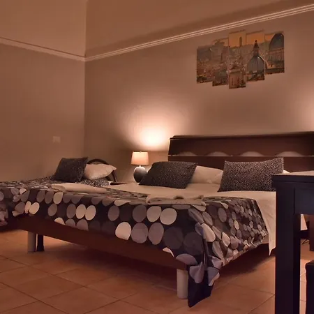 Aloha Bed & Breakfast 2*