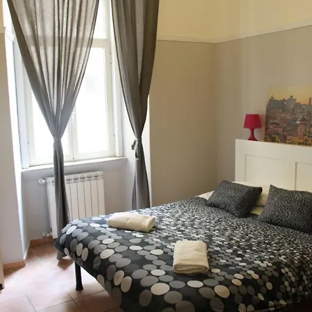 Aloha Bed & Breakfast 2*